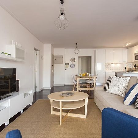 Joivy Superb 1-Bed Apt With Workspace And Terrace, Close To Avenida Da Liberdade Lisbon Luaran gambar