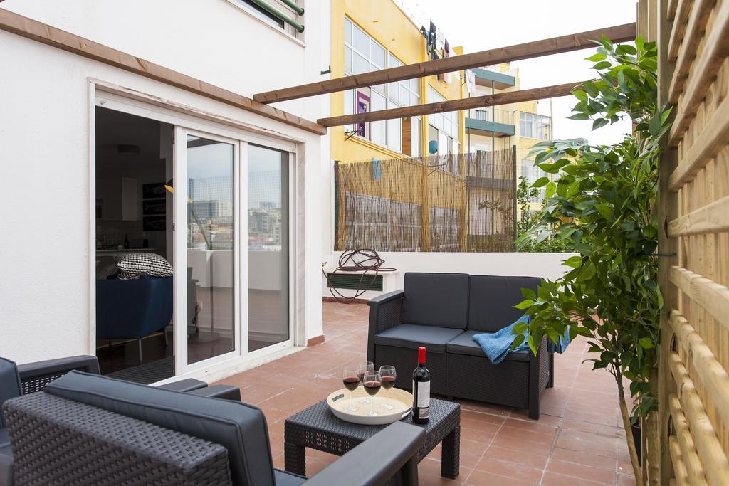 Joivy Superb 1-Bed Apt With Workspace And Terrace, Close To Avenida Da Liberdade Lisbon Luaran gambar
