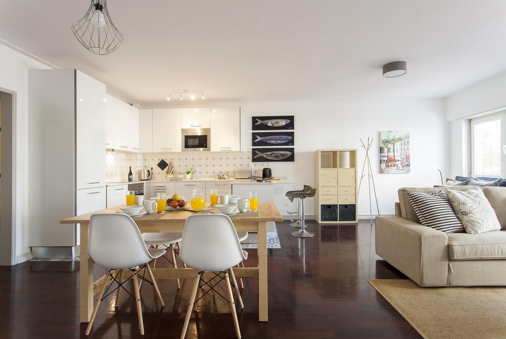 Joivy Superb 1-Bed Apt With Workspace And Terrace, Close To Avenida Da Liberdade Lisbon Luaran gambar
